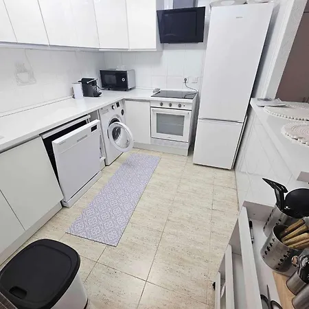 Midas One Apartment