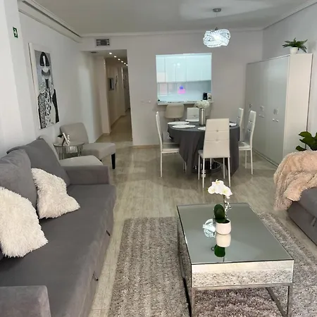 Midas One Apartment *