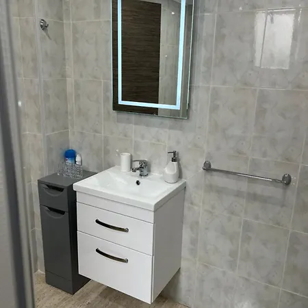 Apartment Midas One *