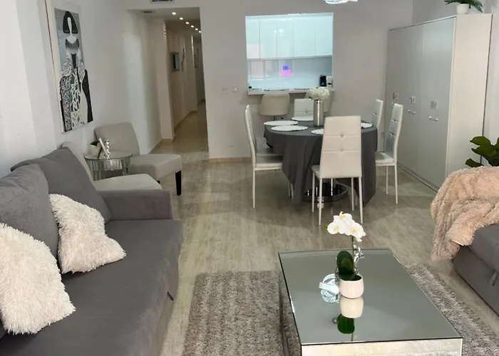 Midas One Apartment *