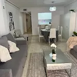 Midas One Appartement *